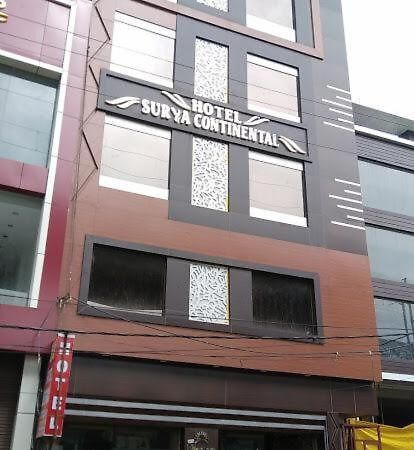 לקנאו Hotel Surya Continental מראה חיצוני תמונה