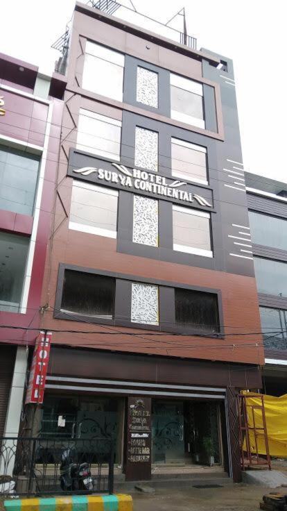 לקנאו Hotel Surya Continental מראה חיצוני תמונה